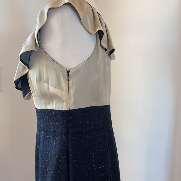 Elegant BCBG tailored party dress Size 10 - Picture 7 of 12